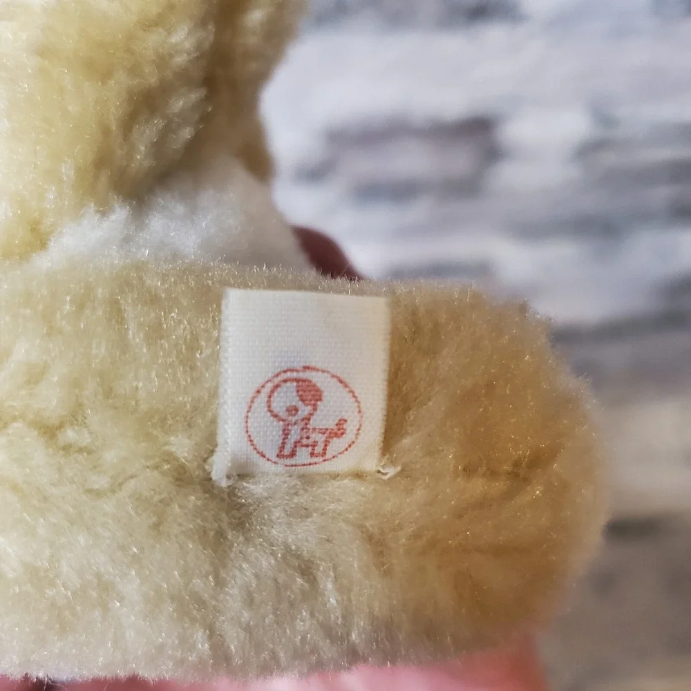 Vintage Small 7